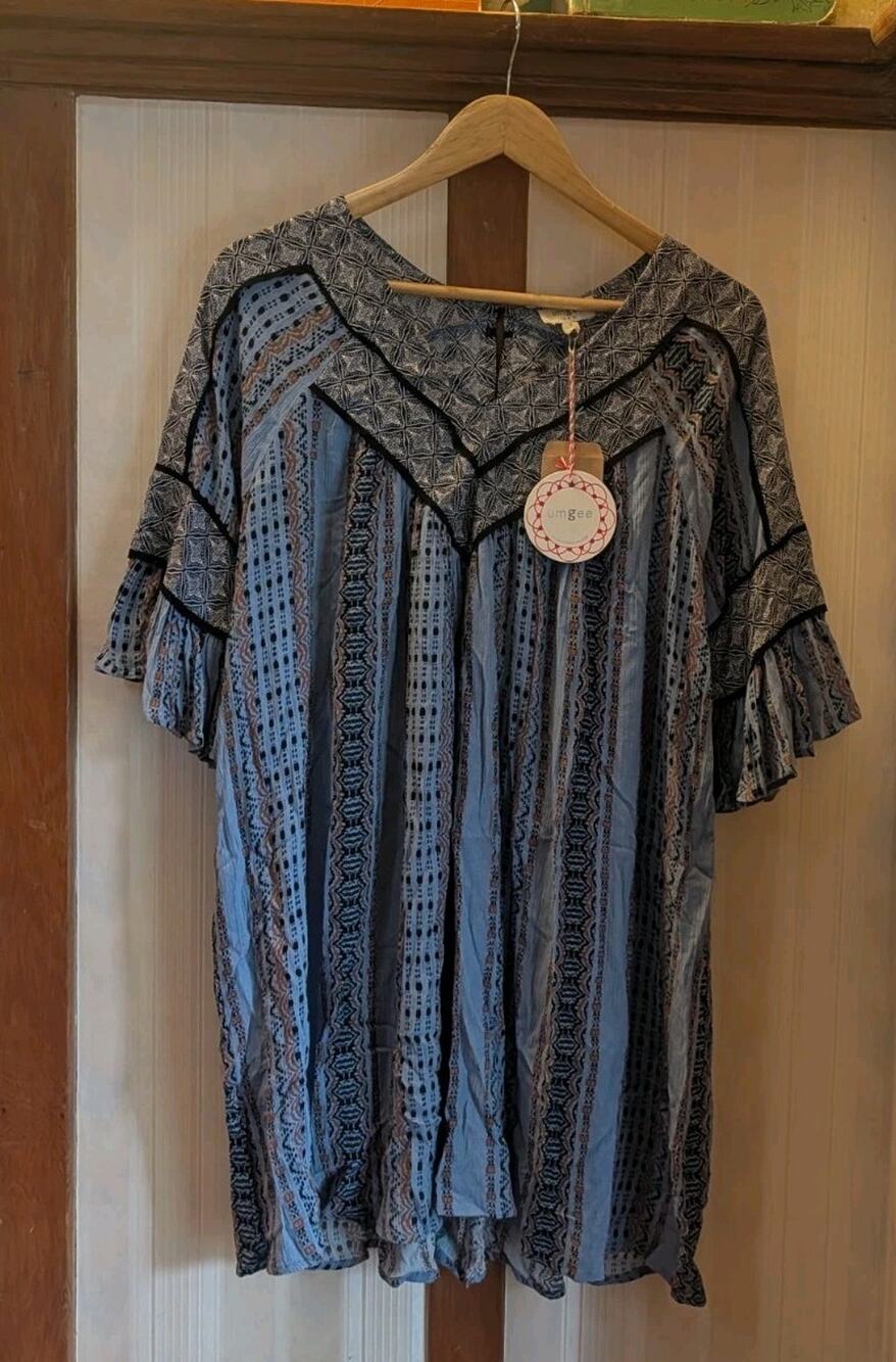 NWT Umgee USA Tunic Top Women's Shirt Small Blue Top